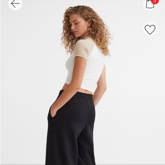 New H&M Fitted Cropped T -Shirt - Picture 2 of 6